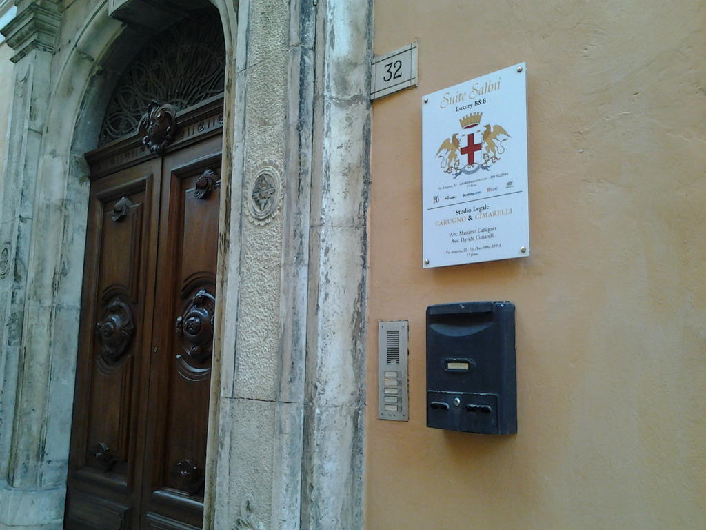 Palazzo Salini - Appartamento Familiare Sulmona Zewnętrze zdjęcie