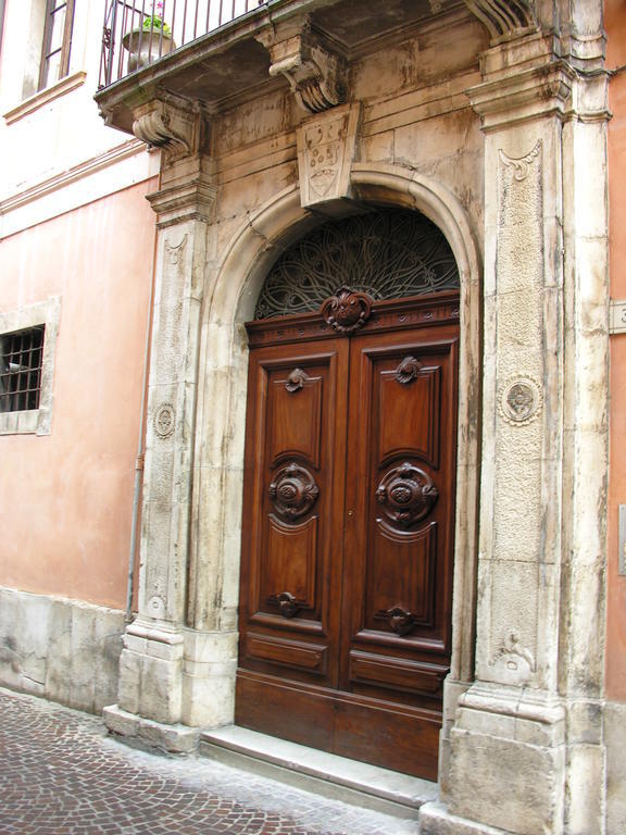 Palazzo Salini - Appartamento Familiare Sulmona Zewnętrze zdjęcie
